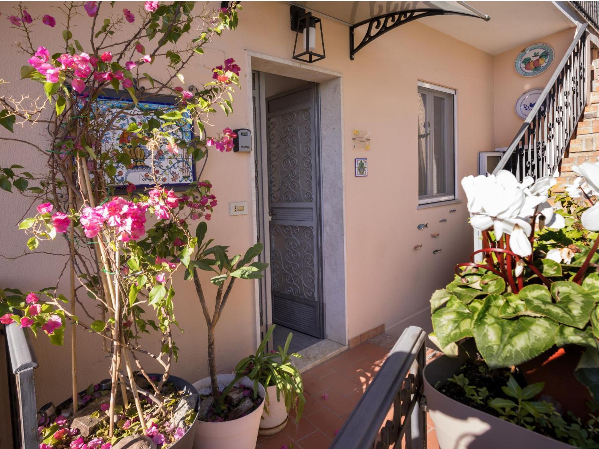 Apartmán Casa Del Presidente Taormina Exteriér fotografie